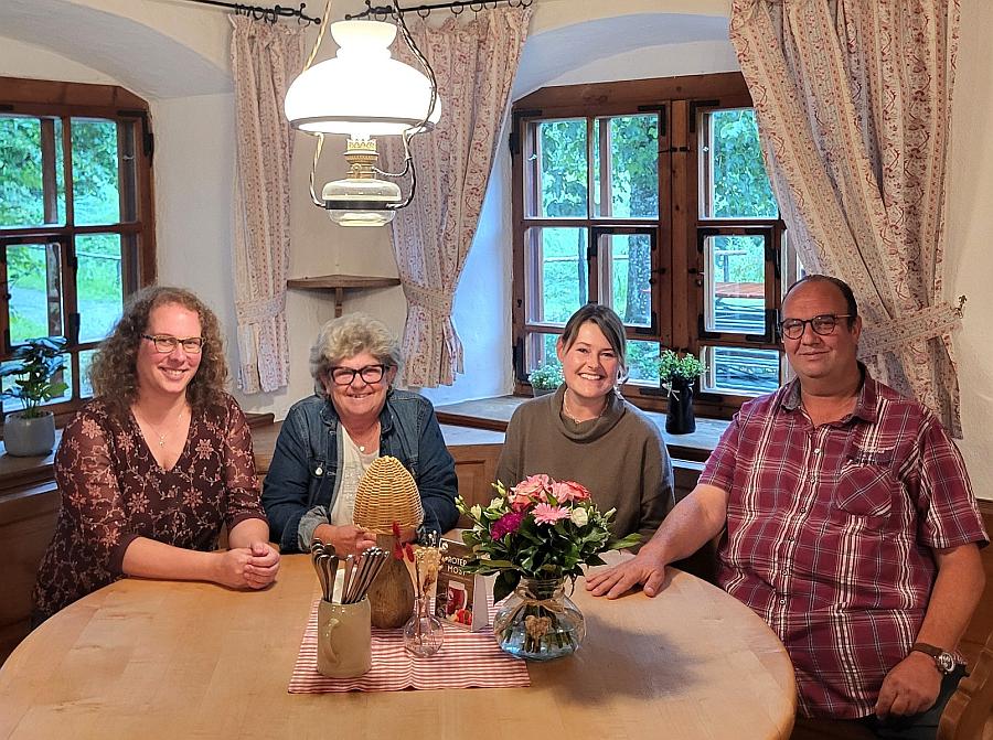 Neu eröffnete Museumsgaststätte im Fischerhaus und Erlebnistag „Fadenscheinig“