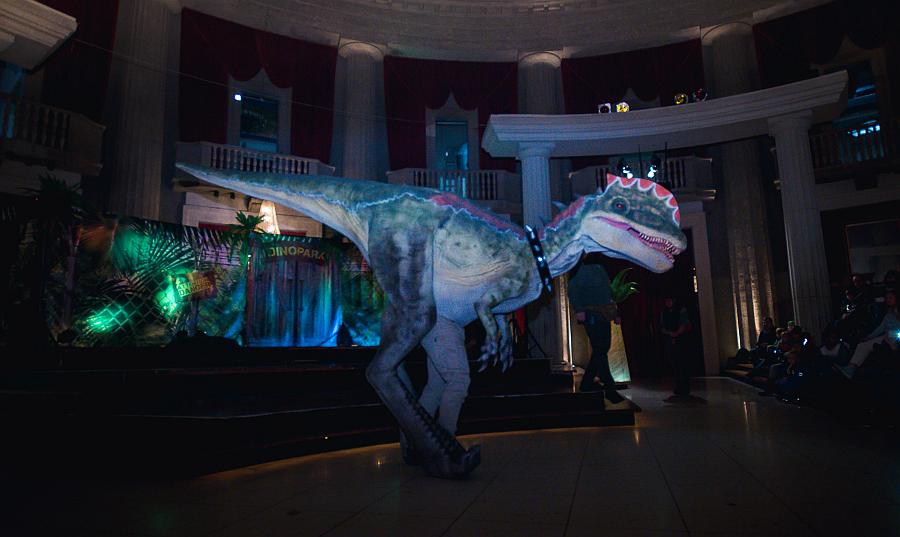 Lebende Dinosaurier in 90 Minuten Show
