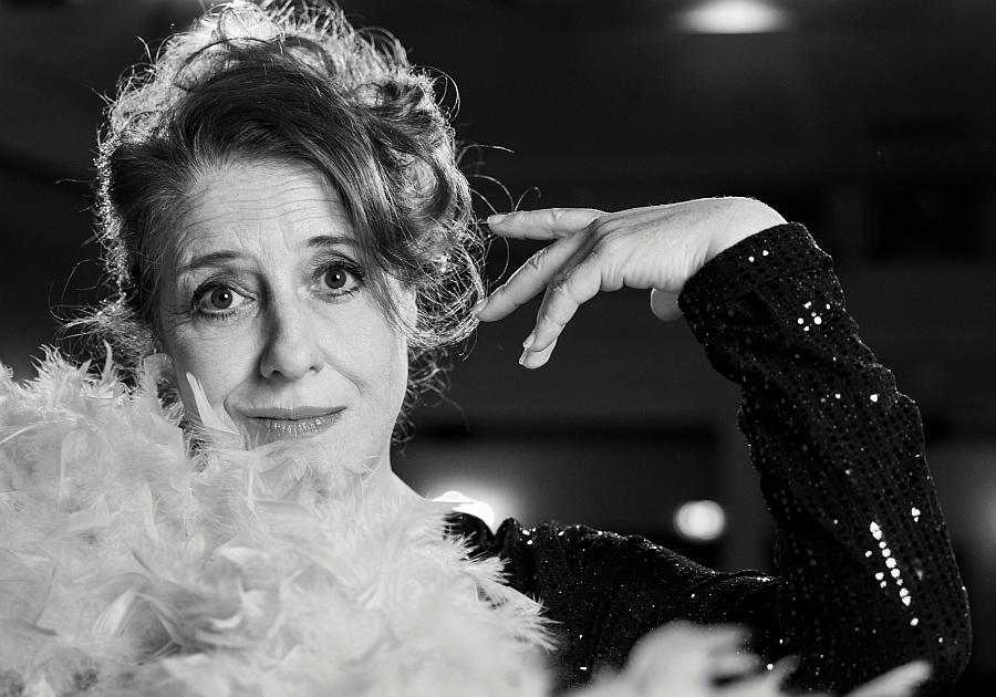 Luise Kinseher kommt nach Isny