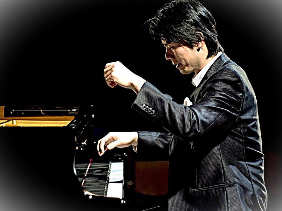 Kotaro Fukuma Klavier