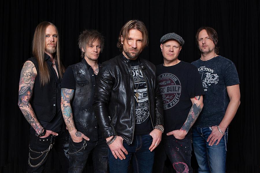 The New Roses rocken die kultBOX in Kempten