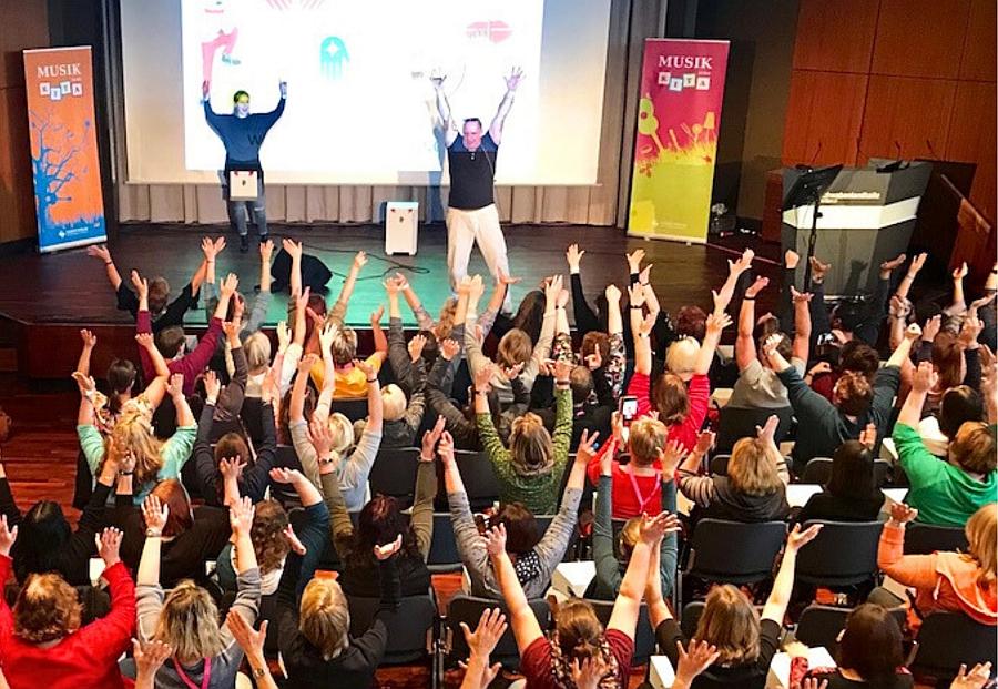 Trommel-Mitmach-Show für Kinder