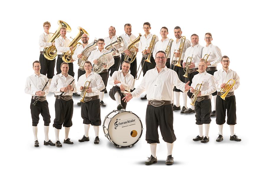 Die Scherzachtaler kommen in den Bierkrugstadel